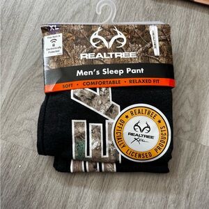 Realtree Men's Black and Brown Sleep Pants